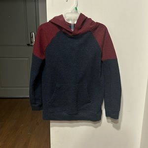 EUC CST AND JACK SWEATSHIRT